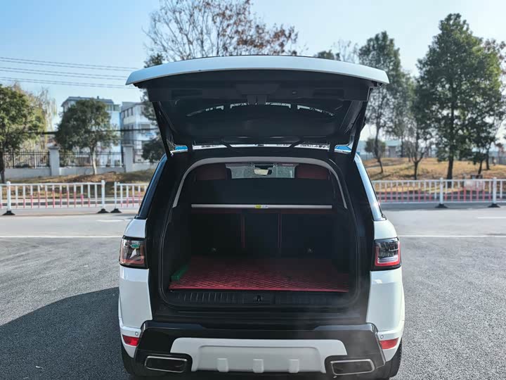 Фото 9 - Land Rover Range Rover Sport