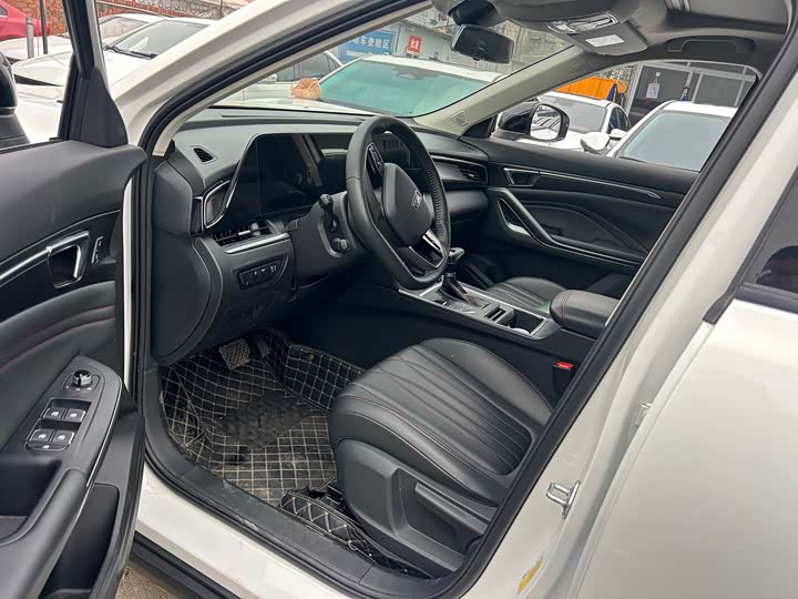 Фото 4 - Bestune T55