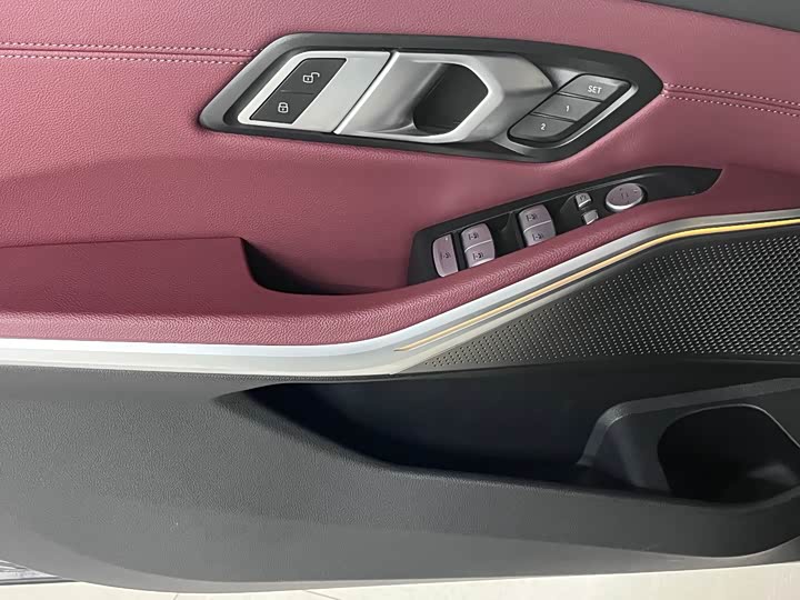 Фото 3 - BMW 3 Series