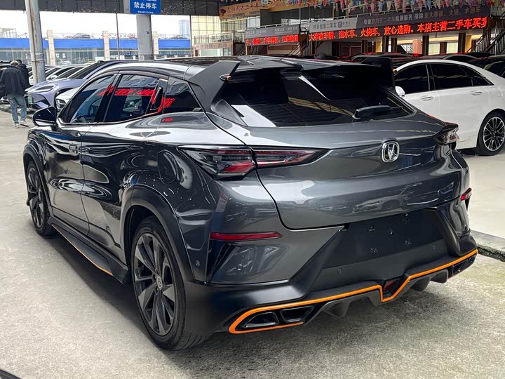 Фото 8 - Changan UNI-T