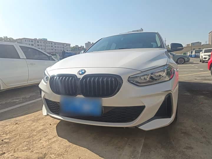 Фото 3 - BMW 1 Series