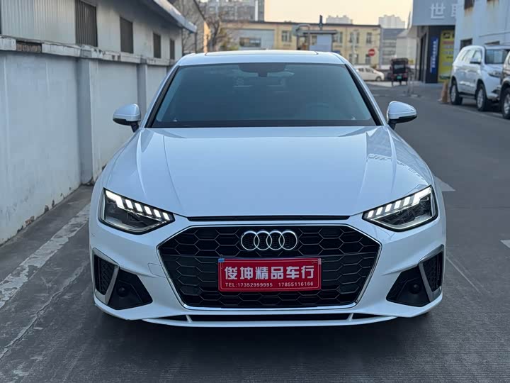 Фото 2 - Audi A4L