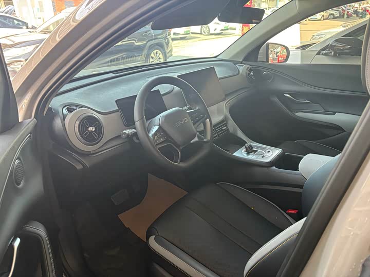 Фото 4 - BYD Sea Lion 05 DM-i Hybrid