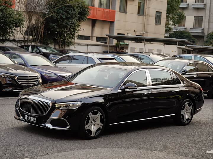 Фото 1 - Mercedes-Benz Maybach S-Class