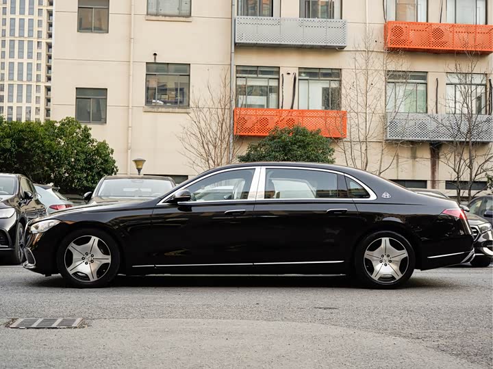 Фото 3 - Mercedes-Benz Maybach S-Class