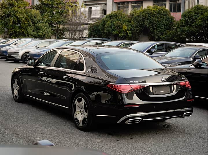Фото 4 - Mercedes-Benz Maybach S-Class