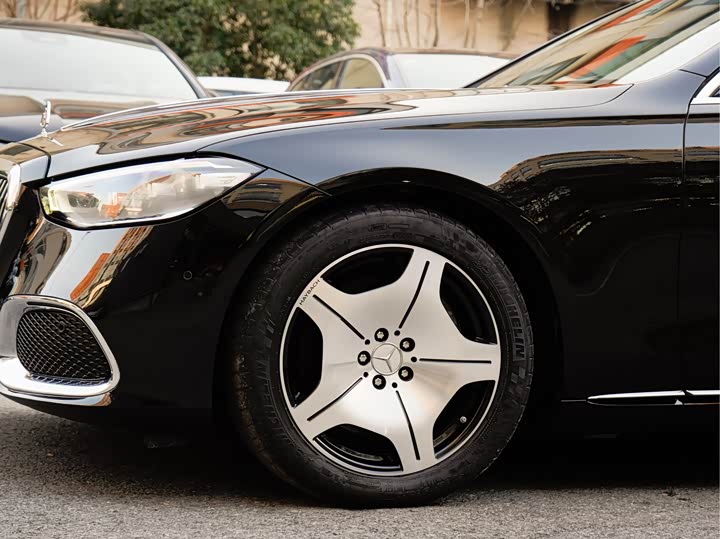 Фото 8 - Mercedes-Benz Maybach S-Class