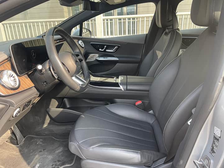 Фото 4 - Mercedes-Benz EQE