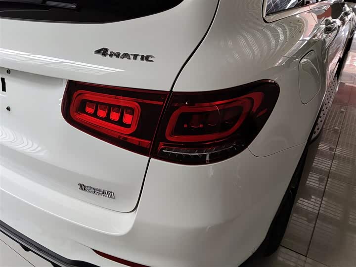 Фото 8 - Mercedes-Benz GLC-Class