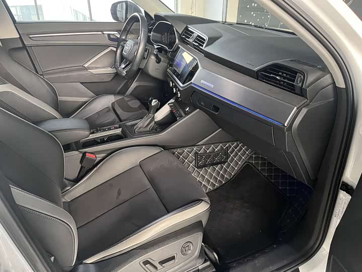 Фото 5 - Audi Q3