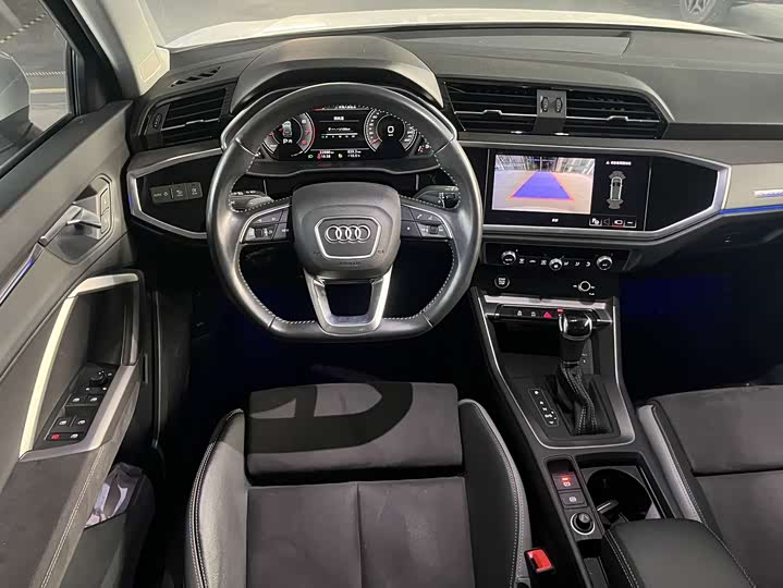 Фото 7 - Audi Q3