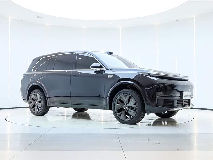 Фото 2 - LiXiang L9