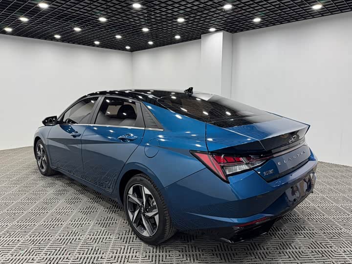 Фото 9 - Hyundai Elantra N line