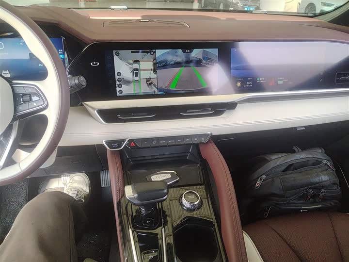 Фото 5 - Geely Monjaro