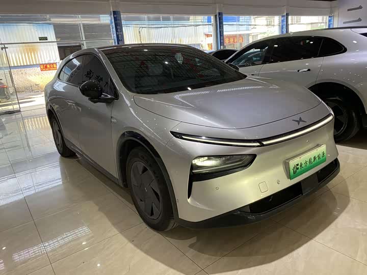 Фото 3 - XPeng G7