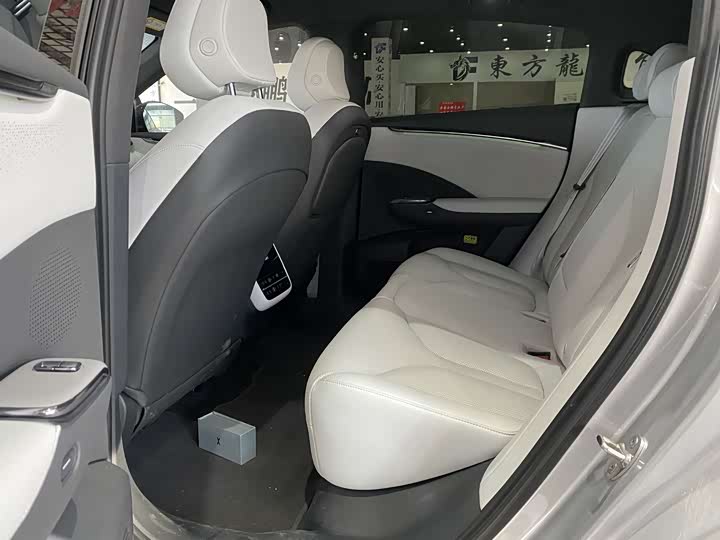 Фото 7 - XPeng G7