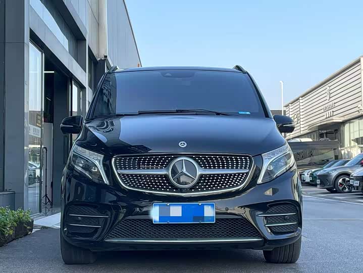 Фото 2 - Mercedes-Benz V-Class