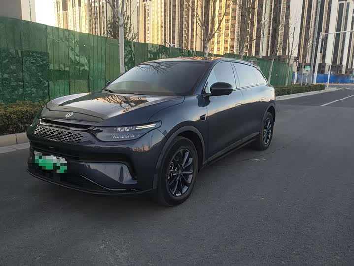 Фото 1 - Leapmotor C11