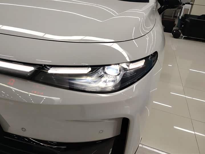 Фото 5 - Leapmotor C10