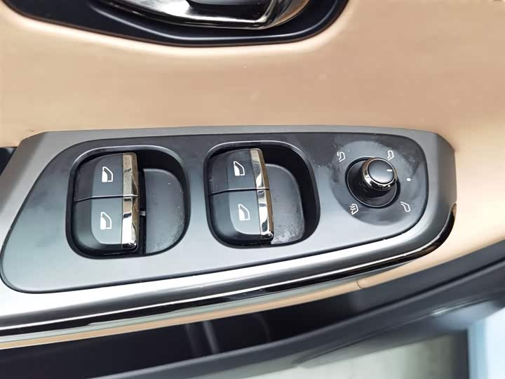 Фото 9 - Nio ES6