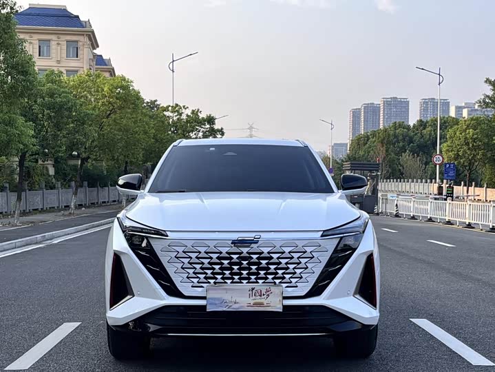 Фото 2 - Changan Oshan Z6