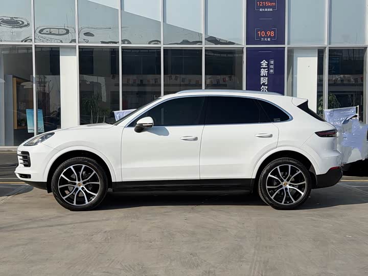 Фото 3 - Porsche Cayenne