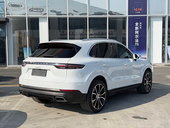 Фото 4 - Porsche Cayenne