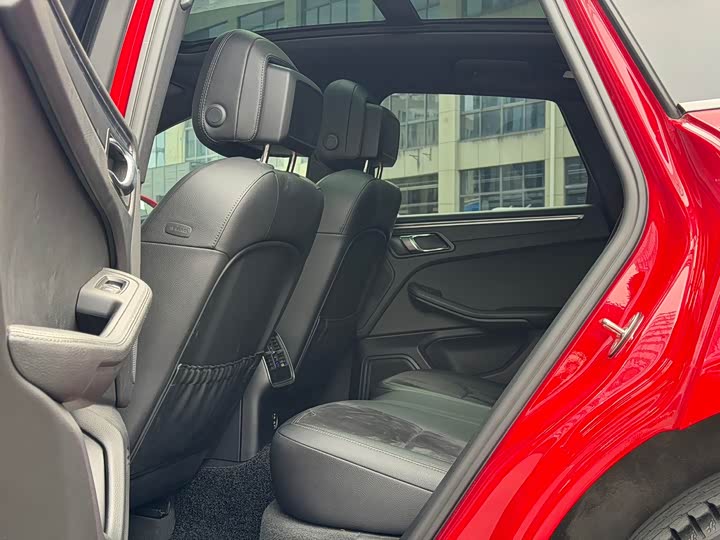 Фото 6 - Porsche Macan