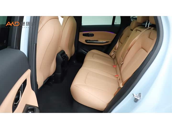 Фото 7 - Nio ES6