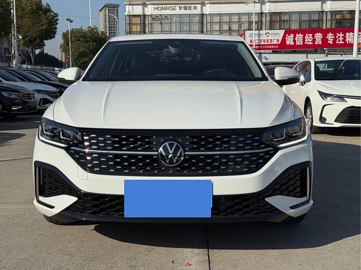 Фото 2 - Volkswagen Lavida