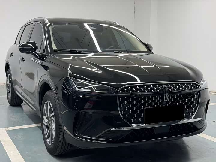 Фото 3 - Lincoln Corsair