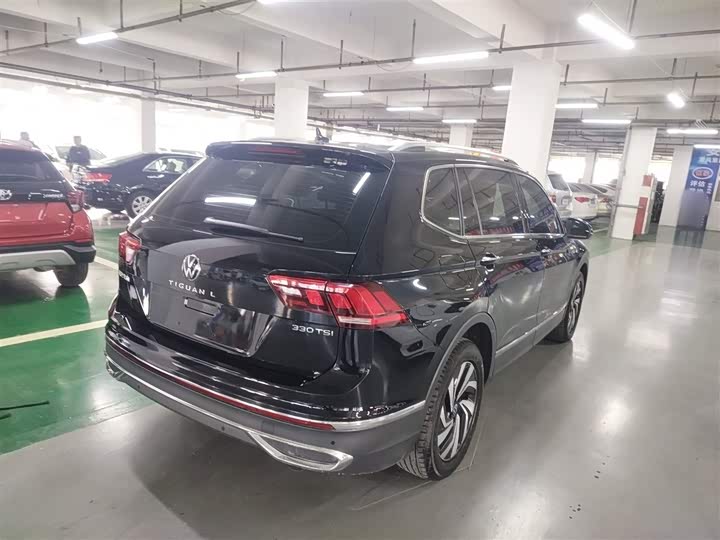 Фото 7 - Volkswagen Tiguan L Pro