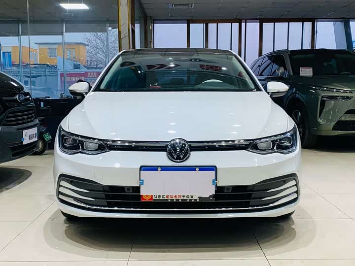 Фото 2 - Volkswagen Golf