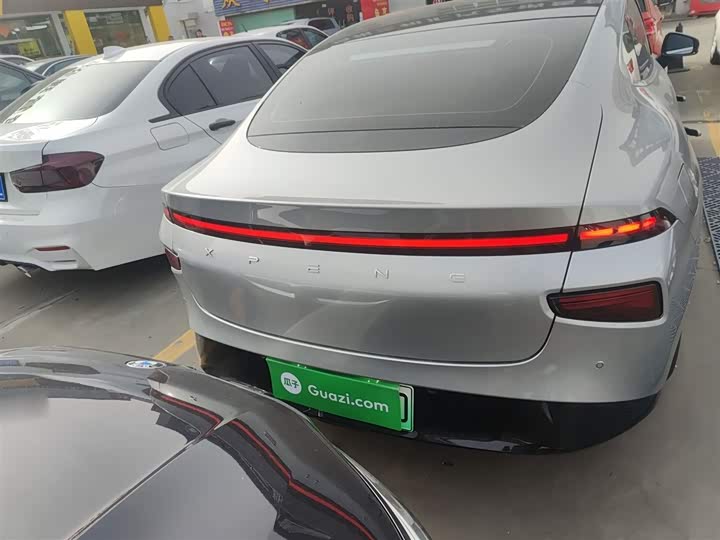 Фото 6 - XPeng P7