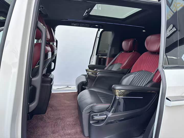 Фото 9 - GAC Trumpchi M8