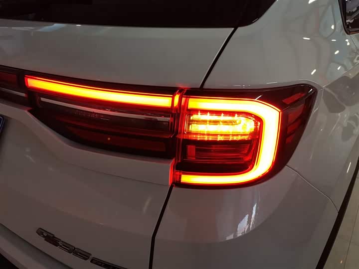 Фото 8 - Changan CS35 Plus