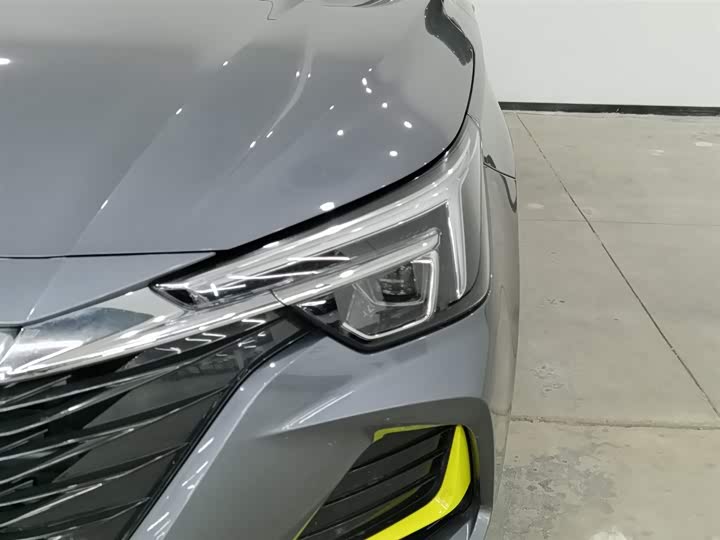 Фото 7 - Roewe i6 Max