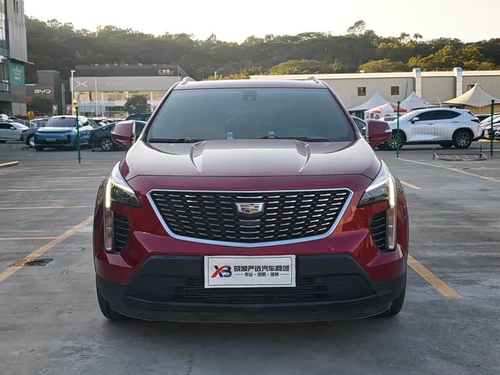 Фото 2 - Cadillac XT4