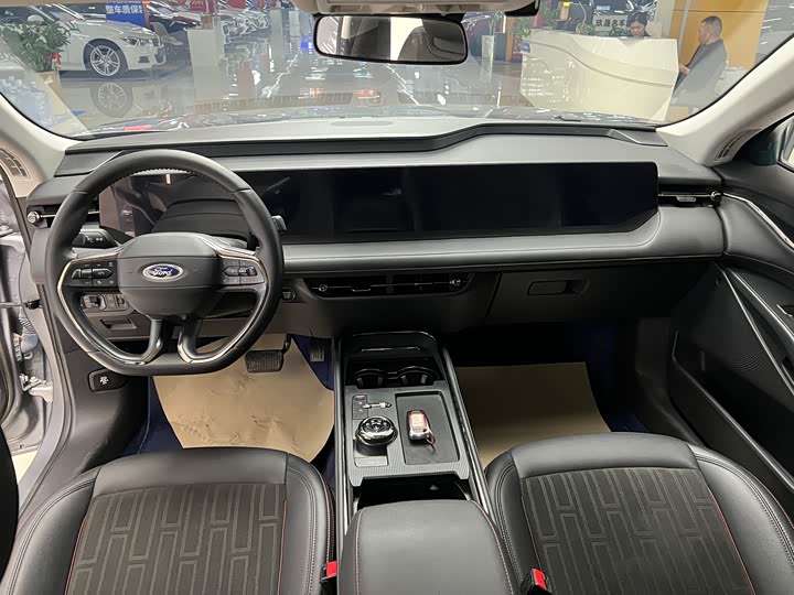 Фото 9 - Ford Mondeo