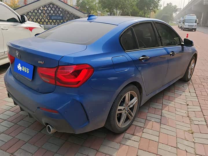 Фото 3 - BMW 1 Series