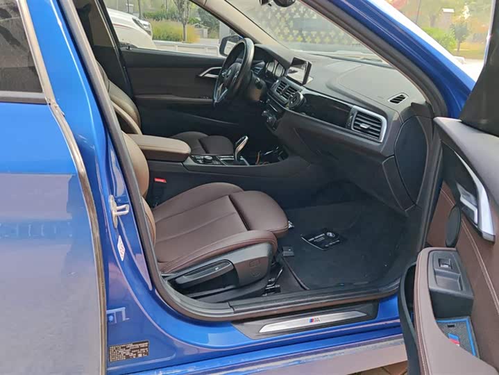 Фото 8 - BMW 1 Series