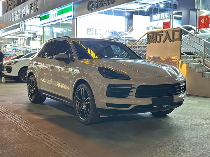 Фото 3 - Porsche Cayenne