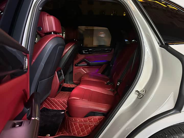 Фото 6 - Porsche Cayenne