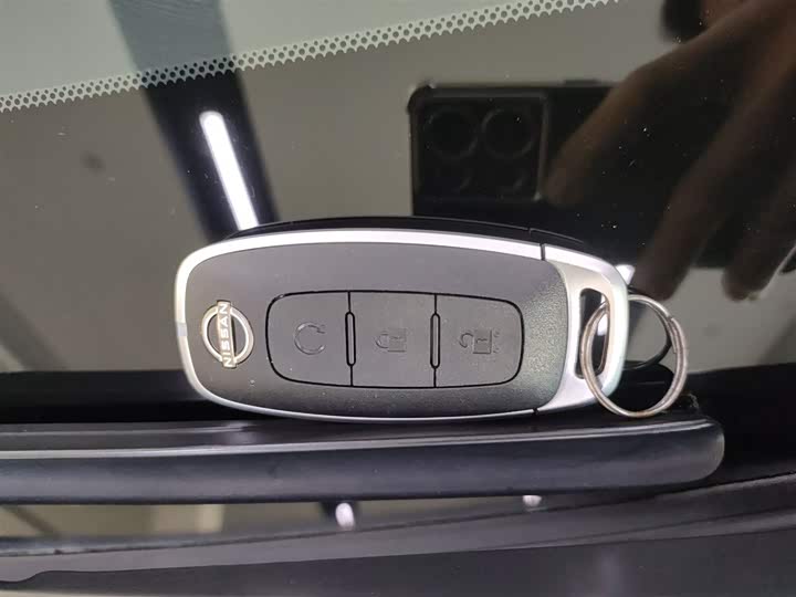 Фото 9 - Nissan Kicks