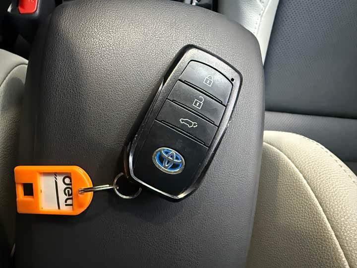 Фото 9 - Toyota Frontlander