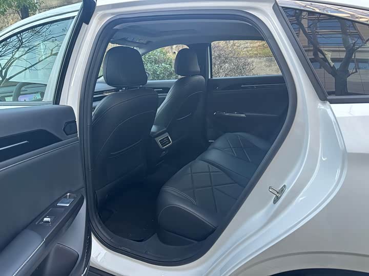 Фото 6 - Geely Galaxy L6