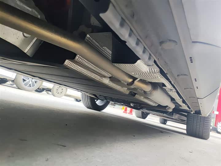 Фото 4 - BYD Song L DM-i Hybrid