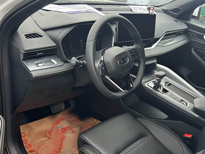 Фото 6 - Geely Preface