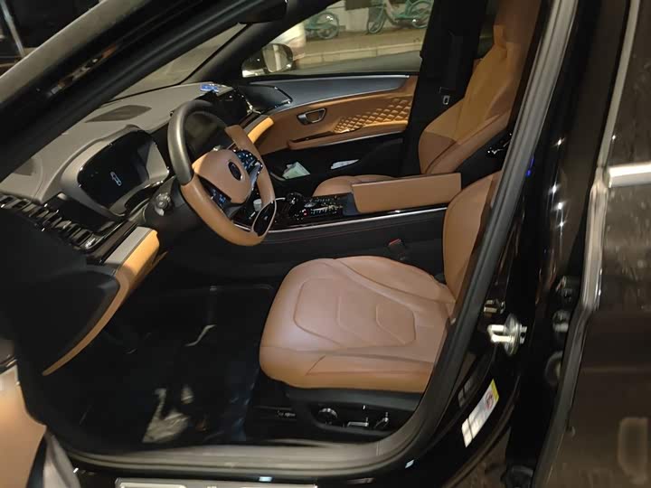 Фото 8 - BYD Han