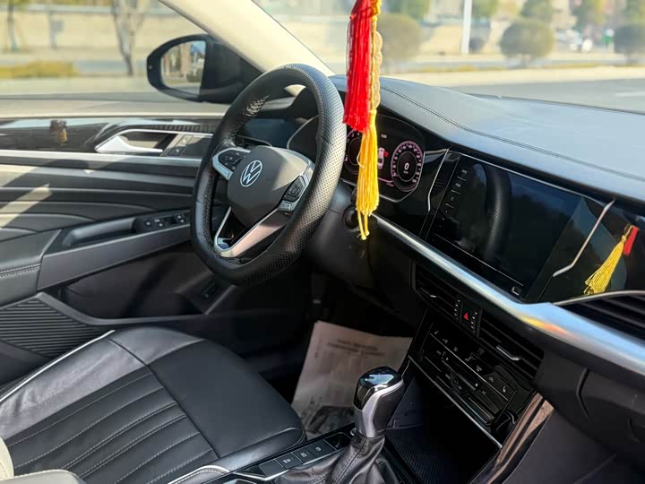 Фото 4 - Volkswagen Passat